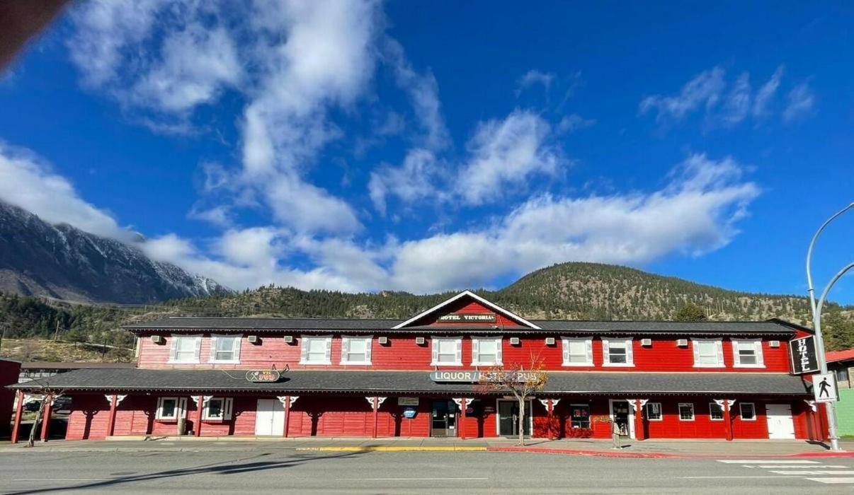 Lillooet Hotel Victoria Esterno foto